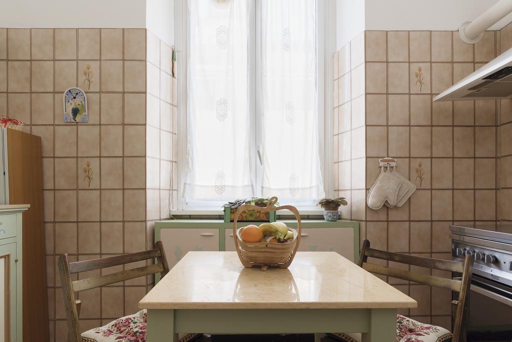 Flower'S Market Apartment - Charme Holidays Roma Dış mekan fotoğraf
